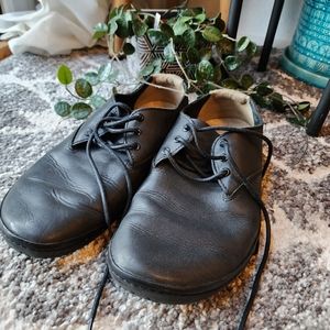 Vivobarefoot leather loafers